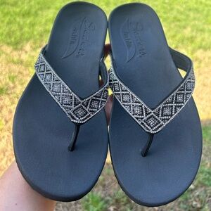 Skechers Arch Fit Meditation Sandals w/rhinestone embellishments NWOT Sz-8.N